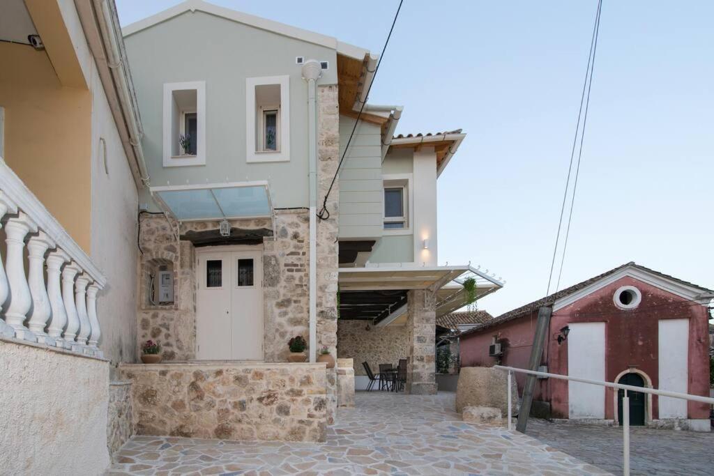 Nikolas est1773. Villa Áno Korakiána Extérieur photo